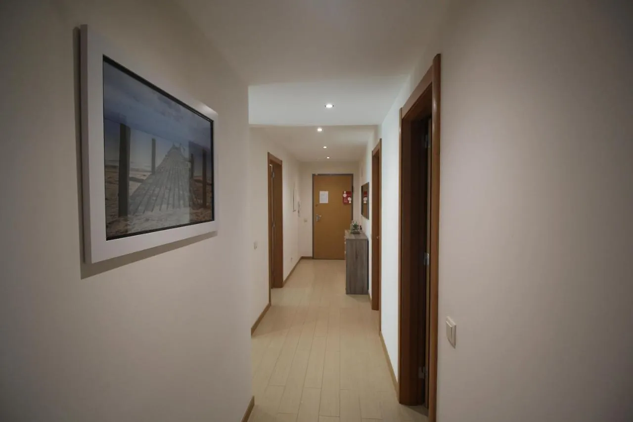T2 Rocha Prime Seafront Apartment Portimao