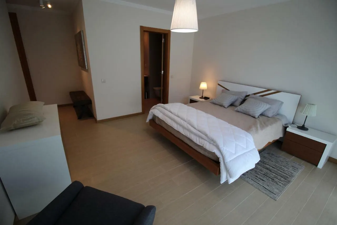 T2 Rocha Prime Seafront Apartment Portimao